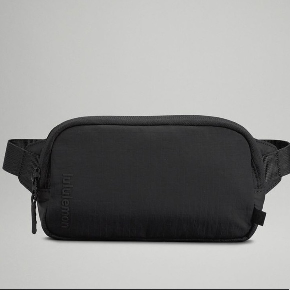lululemon athletica Handbags - Lululemon Mini Belt Bag, Black - NWT